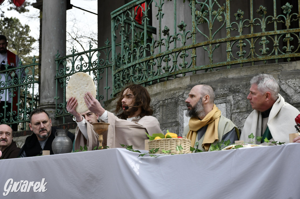 Wieczerza i uwięzienie. Misterium na kalwarii [FOTO]