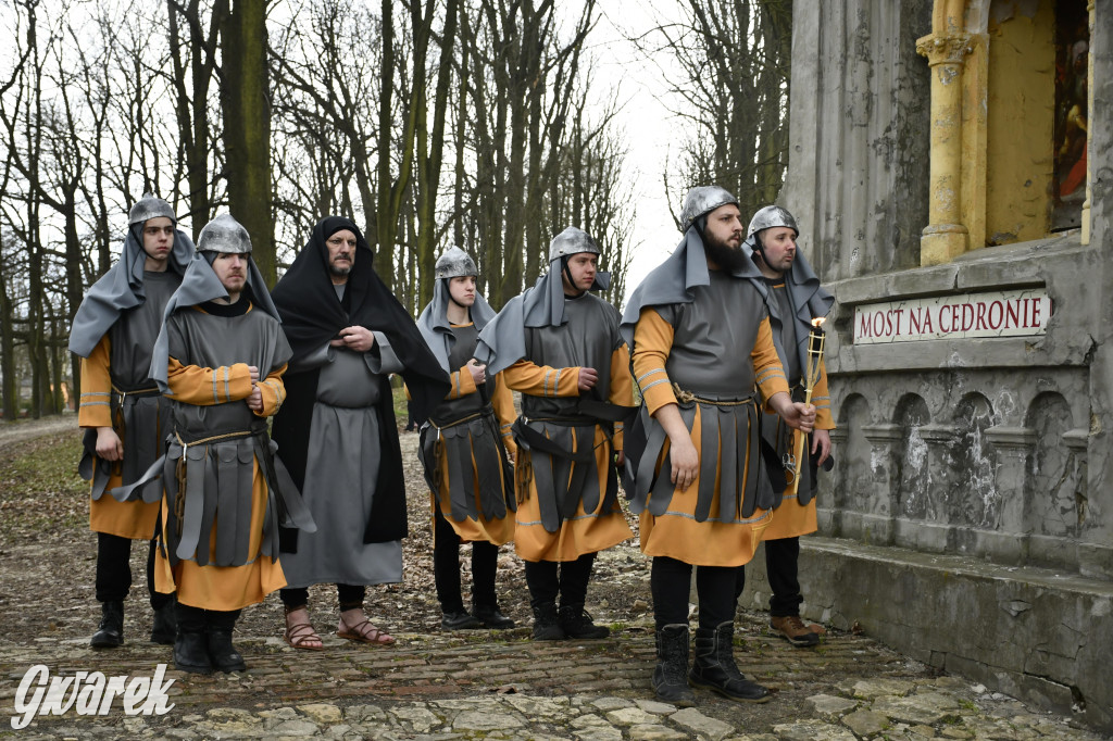 Wieczerza i uwięzienie. Misterium na kalwarii [FOTO]