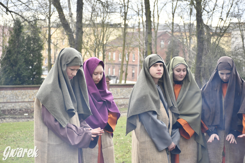 Wieczerza i uwięzienie. Misterium na kalwarii [FOTO]