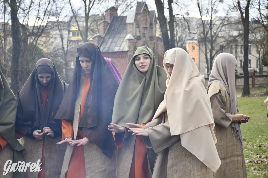 Wieczerza i uwięzienie. Misterium na kalwarii [FOTO]