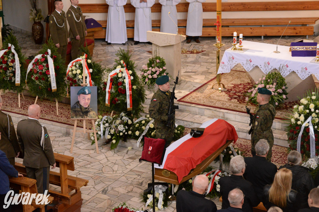 Tarnowskie Góry. Pogrzeb kpr. Adriana Podlesia