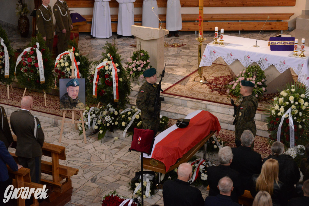 Tarnowskie Góry. Pogrzeb kpr. Adriana Podlesia