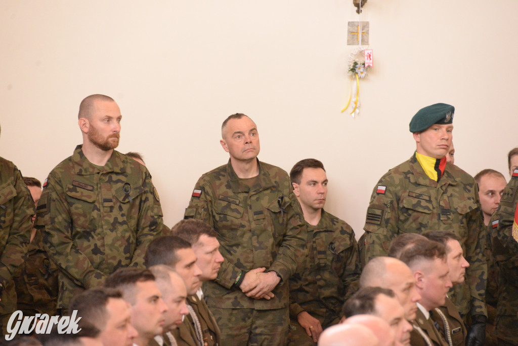 Tarnowskie Góry. Pogrzeb kpr. Adriana Podlesia