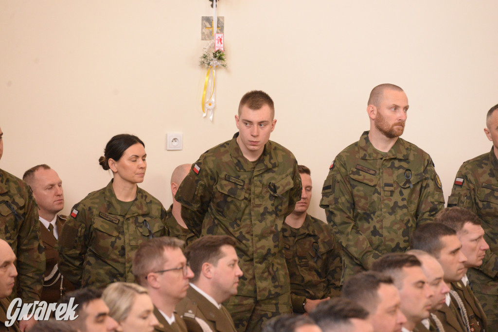 Tarnowskie Góry. Pogrzeb kpr. Adriana Podlesia