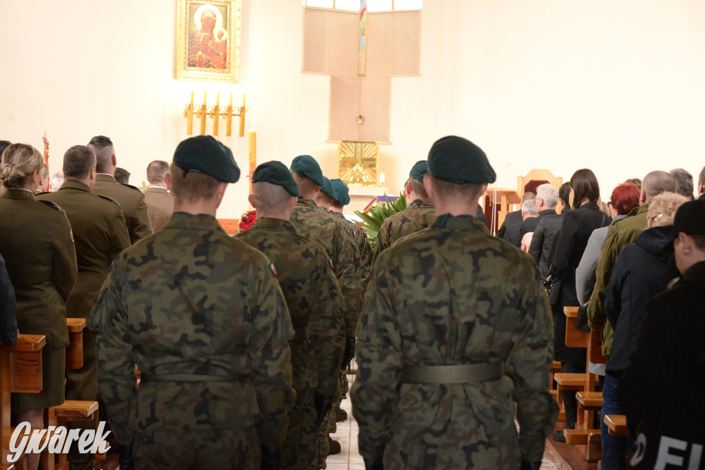 Tarnowskie Góry. Pogrzeb kpr. Adriana Podlesia