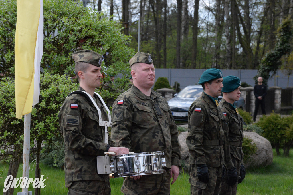 Tarnowskie Góry. Pogrzeb kpr. Adriana Podlesia