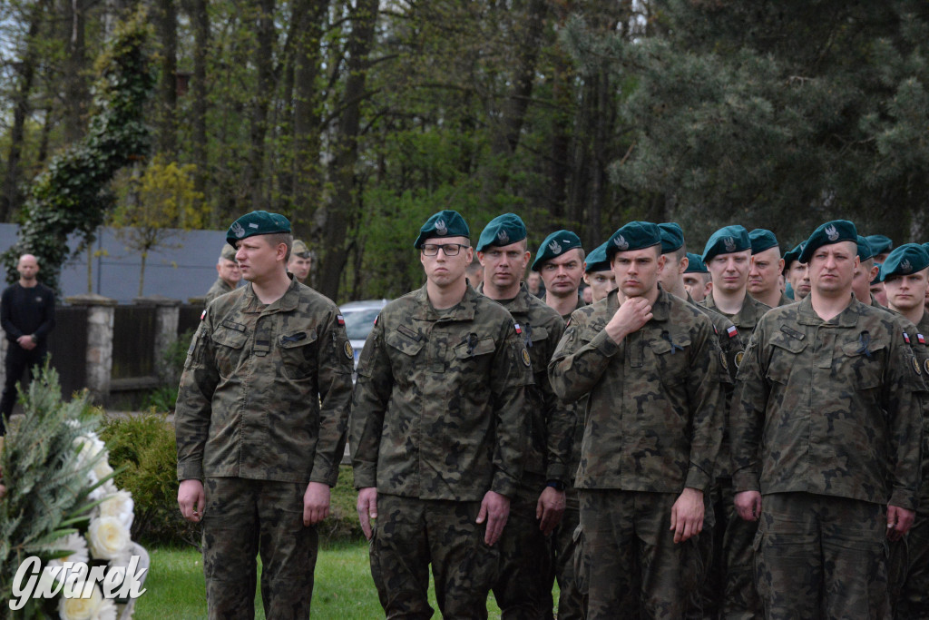 Tarnowskie Góry. Pogrzeb kpr. Adriana Podlesia