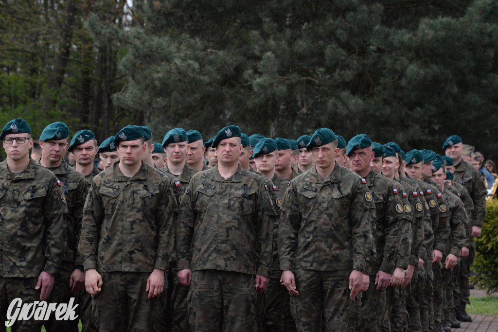 Tarnowskie Góry. Pogrzeb kpr. Adriana Podlesia