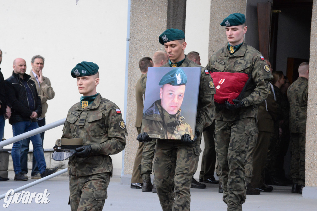 Tarnowskie Góry. Pogrzeb kpr. Adriana Podlesia