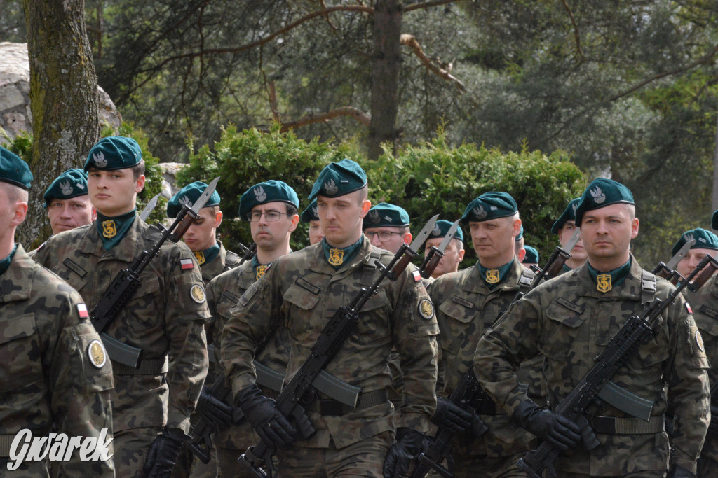 Tarnowskie Góry. Pogrzeb kpr. Adriana Podlesia