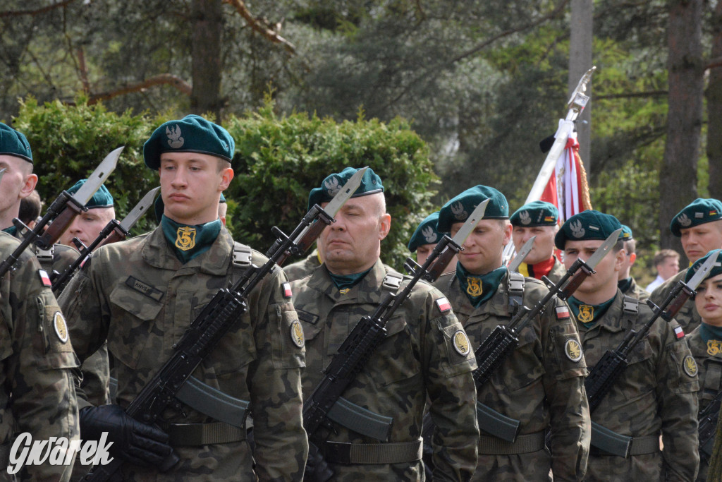 Tarnowskie Góry. Pogrzeb kpr. Adriana Podlesia
