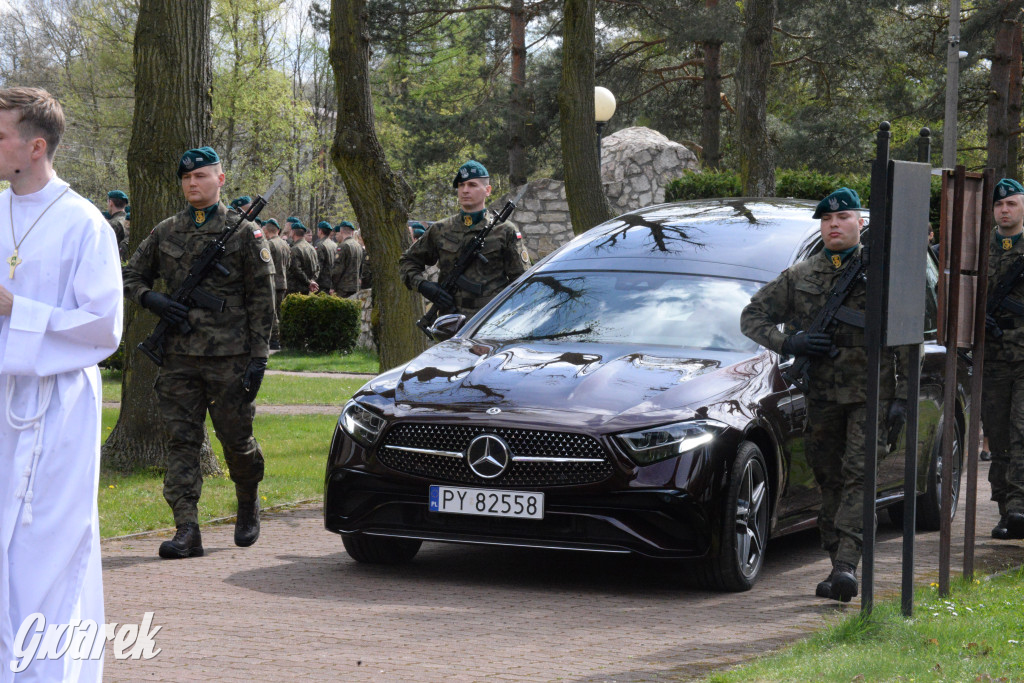 Tarnowskie Góry. Pogrzeb kpr. Adriana Podlesia