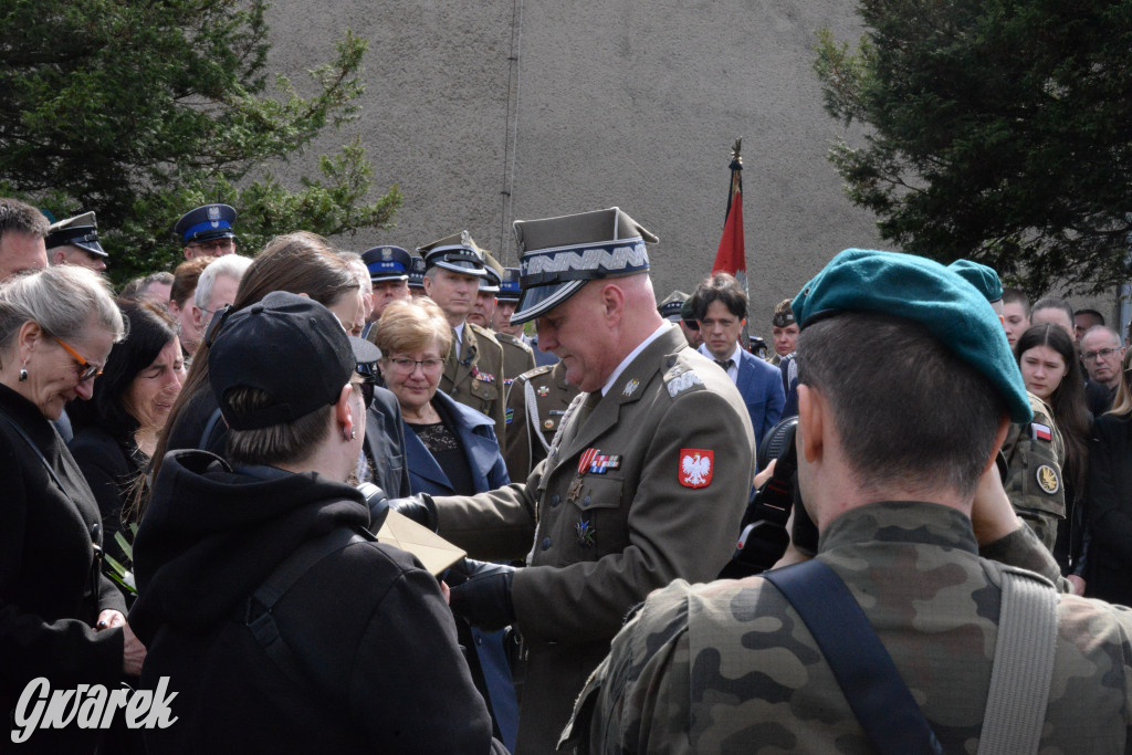 Tarnowskie Góry. Pogrzeb kpr. Adriana Podlesia