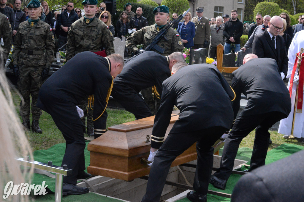 Tarnowskie Góry. Pogrzeb kpr. Adriana Podlesia