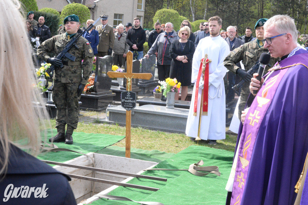 Tarnowskie Góry. Pogrzeb kpr. Adriana Podlesia