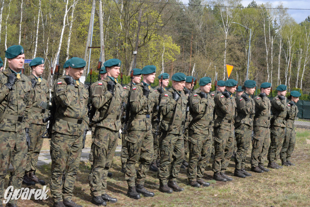 Tarnowskie Góry. Pogrzeb kpr. Adriana Podlesia
