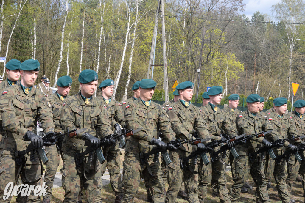 Tarnowskie Góry. Pogrzeb kpr. Adriana Podlesia