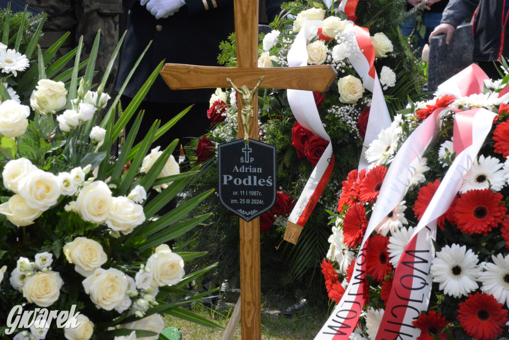 Tarnowskie Góry. Pogrzeb kpr. Adriana Podlesia