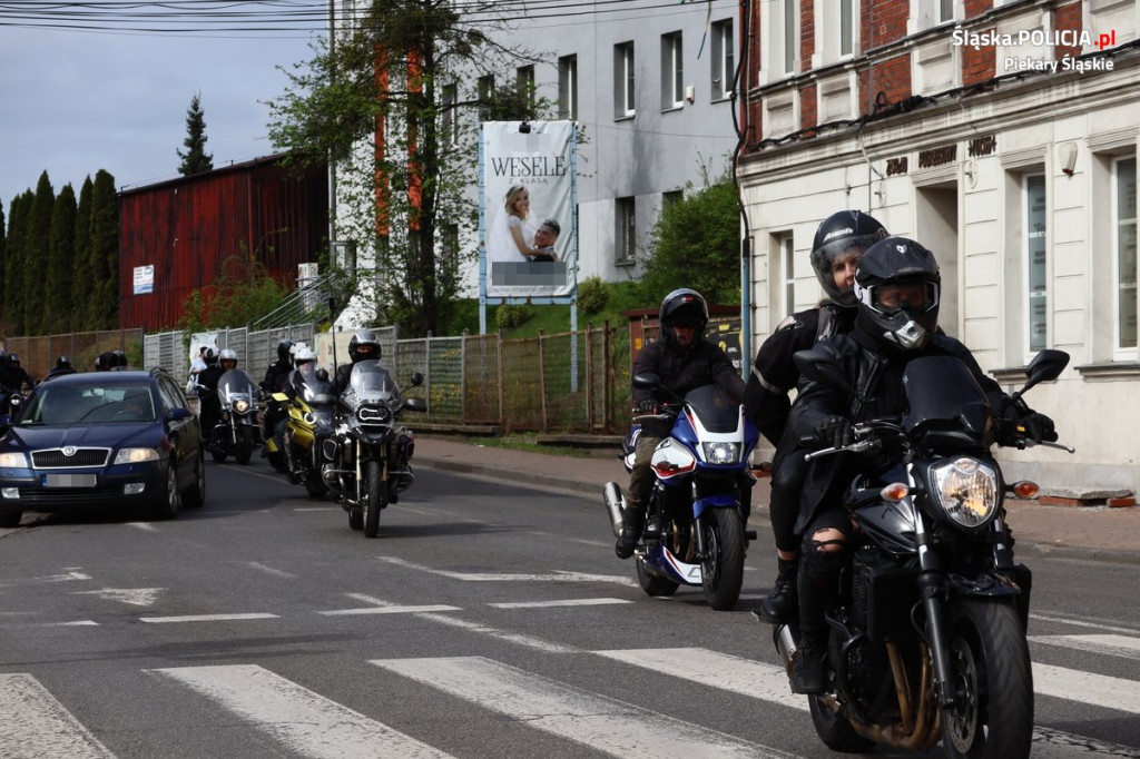 Sezon rozpoczęty. Parada motocyklowa w mieście FOTO