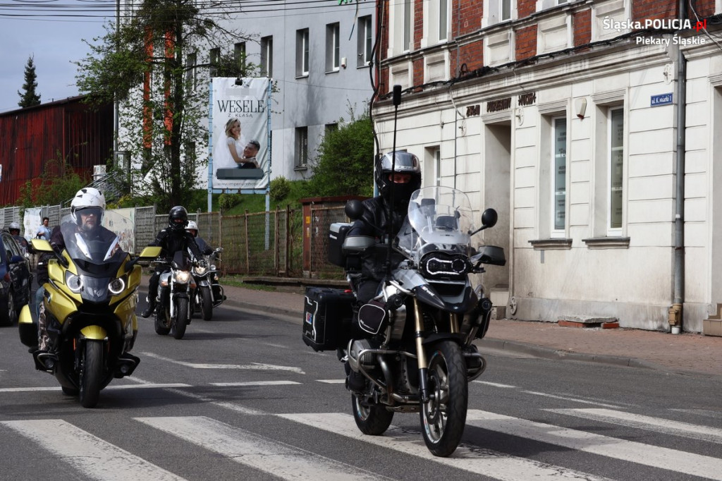 Sezon rozpoczęty. Parada motocyklowa w mieście FOTO