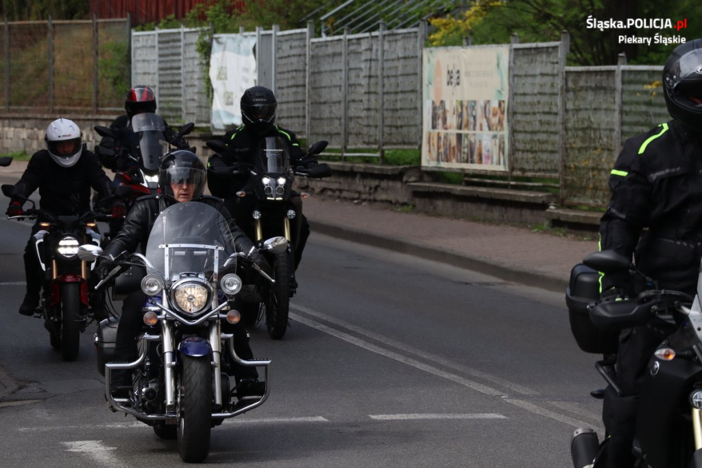 Sezon rozpoczęty. Parada motocyklowa w mieście FOTO