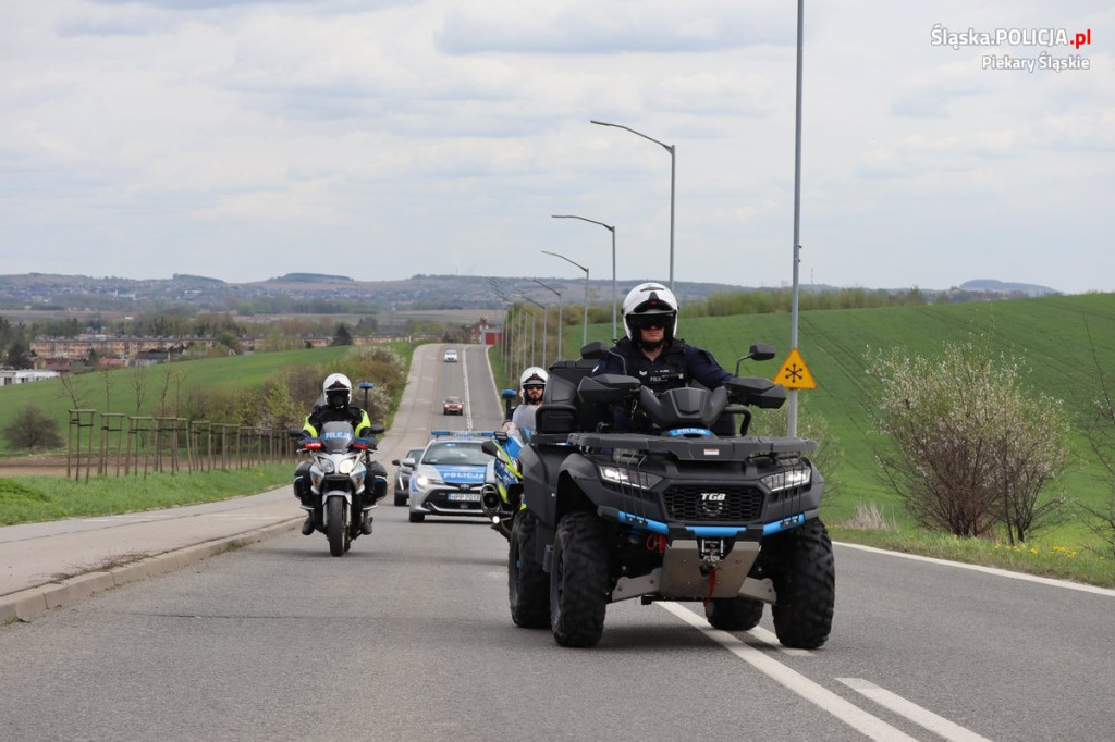 Sezon rozpoczęty. Parada motocyklowa w mieście FOTO