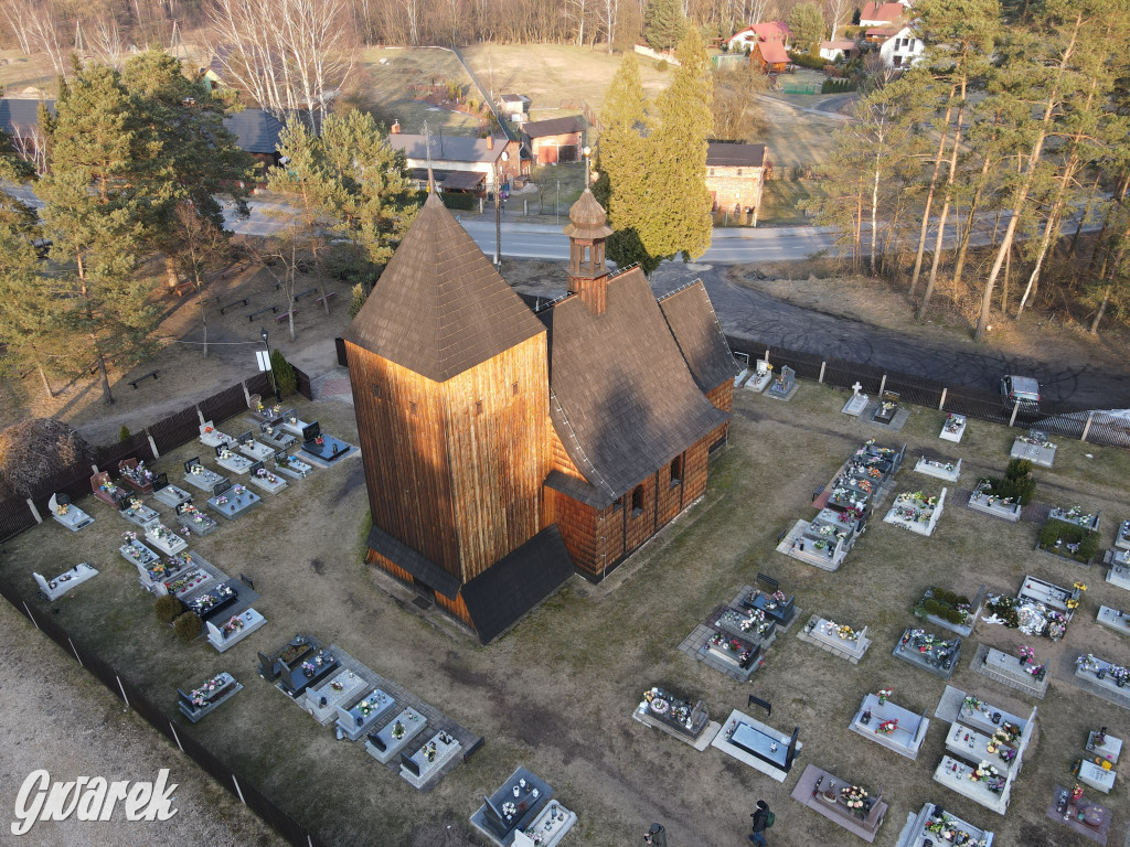 Zabytkowy kościół w Bruśku