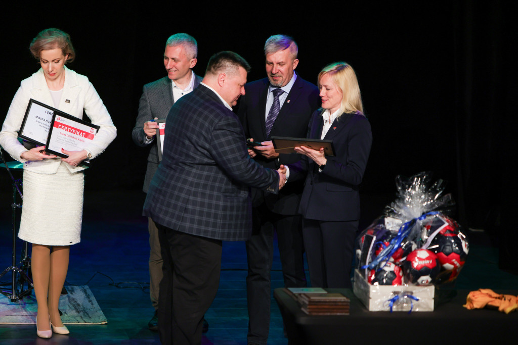 MKS Olimpia MEDEX Piekary Śląskie ma 10 lat