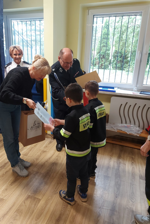 Odważni jak strażacy, czyli przedszkolacy w akcji