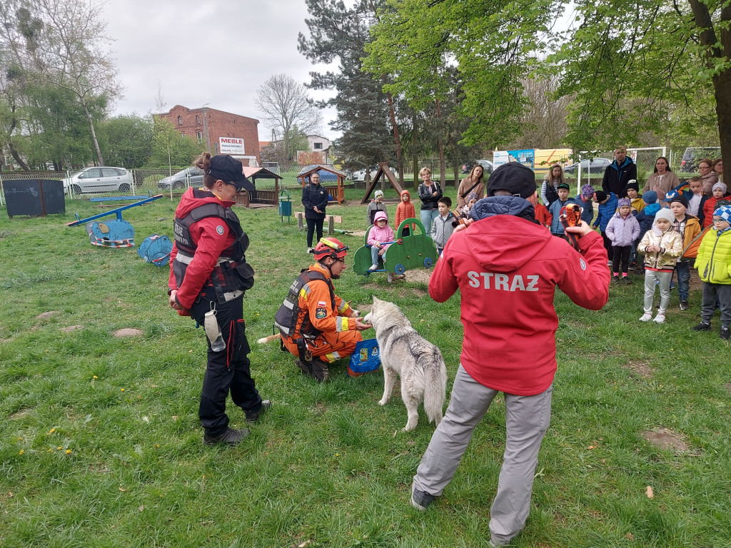 Odważni jak strażacy, czyli przedszkolacy w akcji