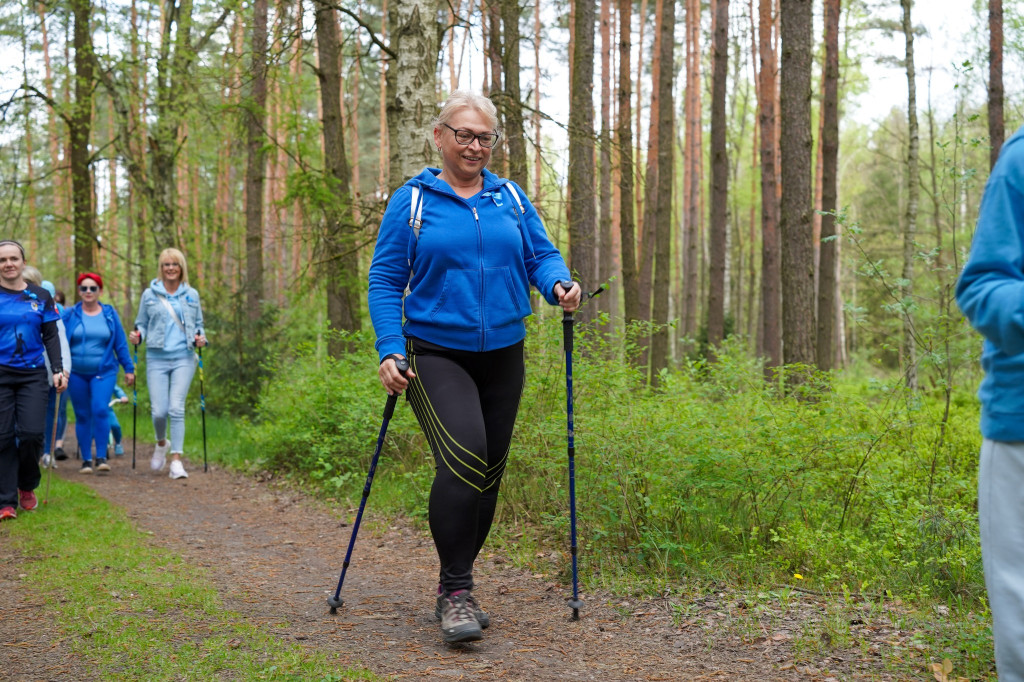 Niebiesko nad zalewem. Spacer dla autyzmu [FOTO]