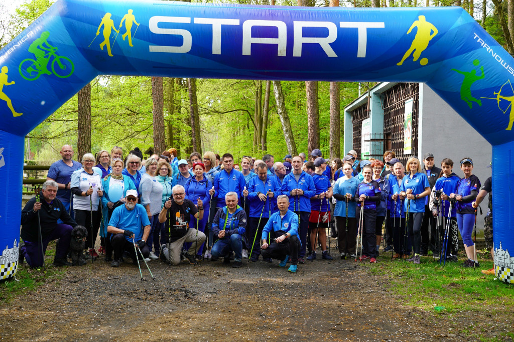 Niebiesko nad zalewem. Spacer dla autyzmu [FOTO]