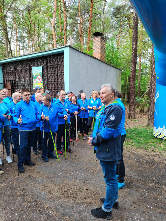 Niebiesko nad zalewem. Spacer dla autyzmu [FOTO]