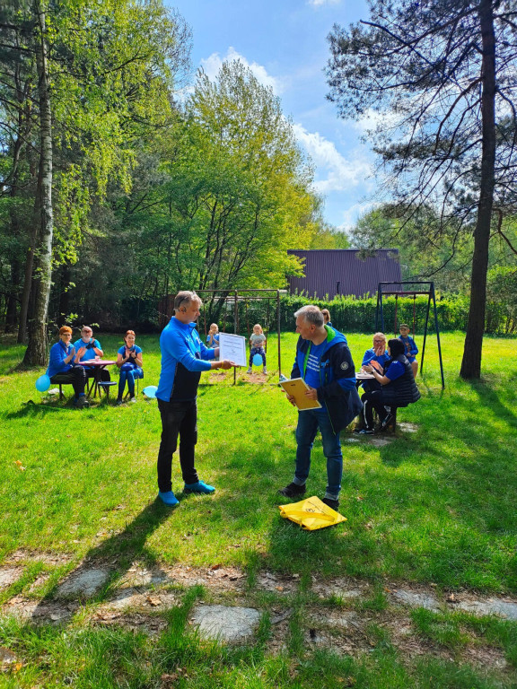 Niebiesko nad zalewem. Spacer dla autyzmu [FOTO]