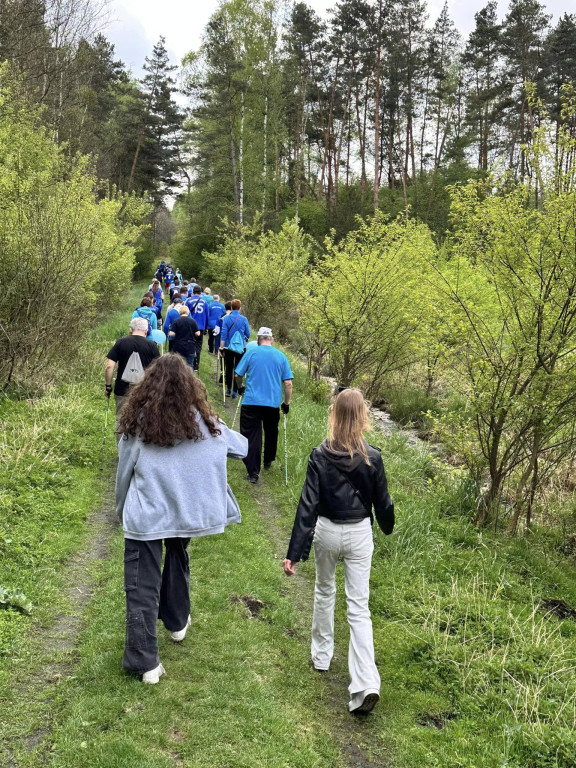 Niebiesko nad zalewem. Spacer dla autyzmu [FOTO]