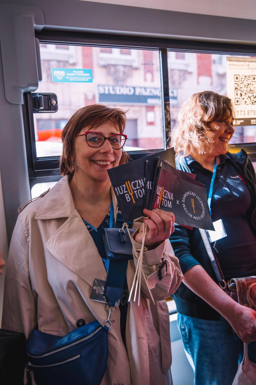 Zagrali koncert w… tramwaju! [ZDJĘCIA]