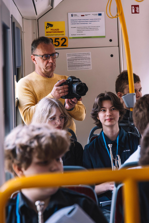 Zagrali koncert w… tramwaju! [ZDJĘCIA]