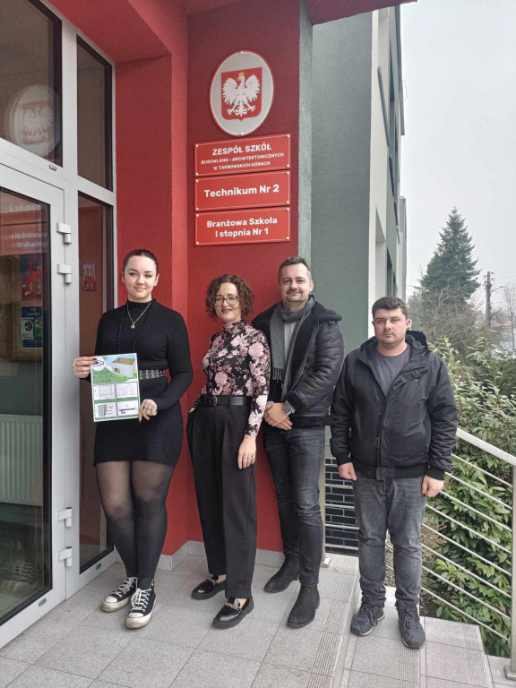 Uczniowie Budowlanki współpracują z Castoramą