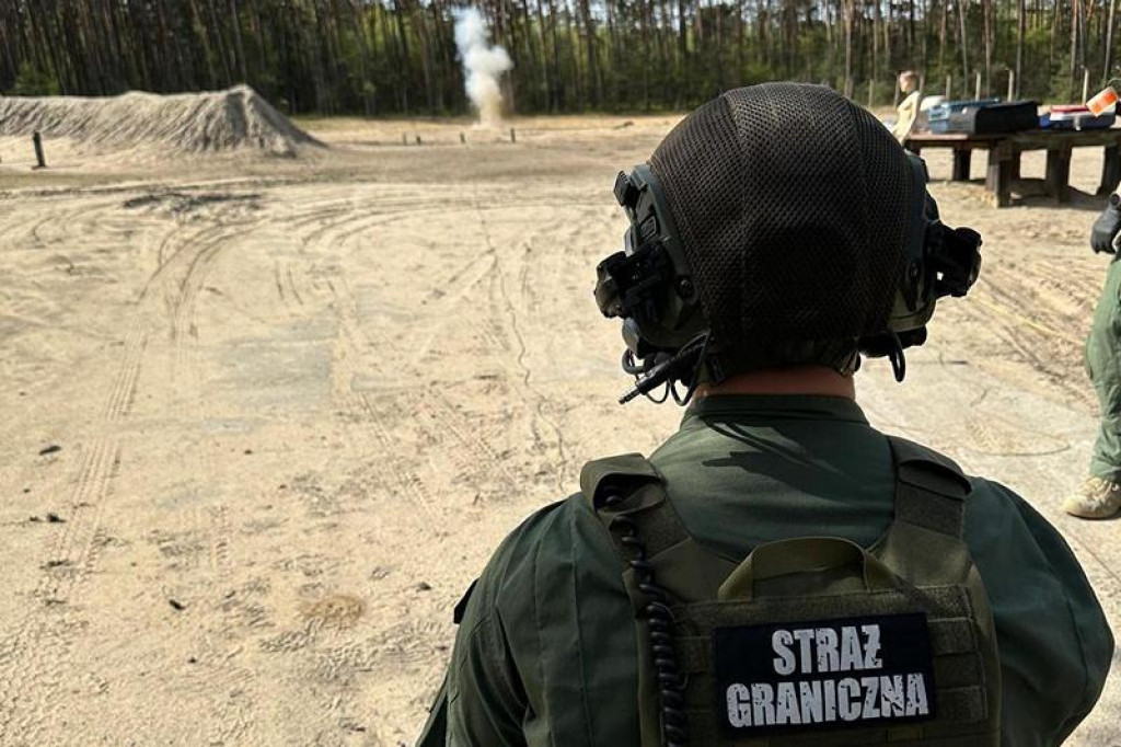 Żołnierze i strażnicy graniczni. Akcja w Nitroergu [FOTO]