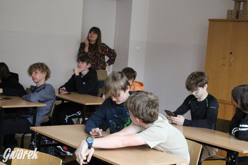 Tarnowskie Góry. Młodzież o szkole przyszłości. Ciekawy projekt tarnogórzan