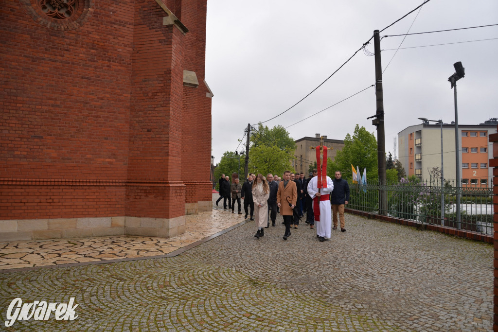 Śnieg z deszczem i odpust w Radzionkowie [FOTO]