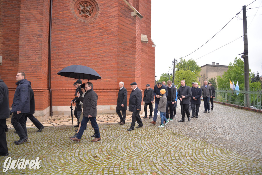 Śnieg z deszczem i odpust w Radzionkowie [FOTO]