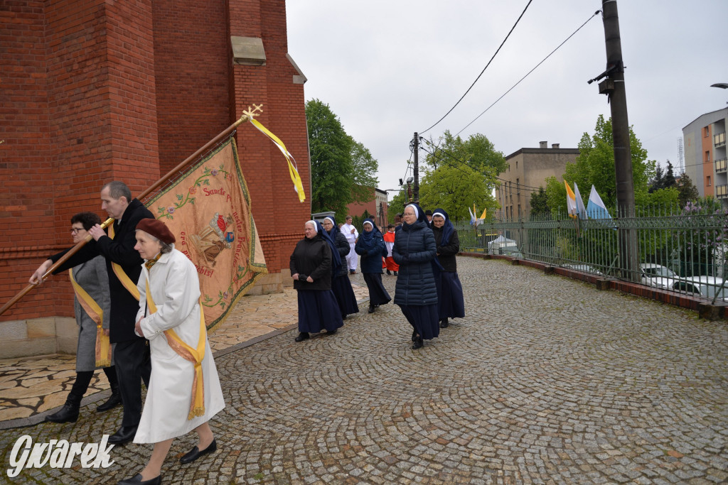 Śnieg z deszczem i odpust w Radzionkowie [FOTO]