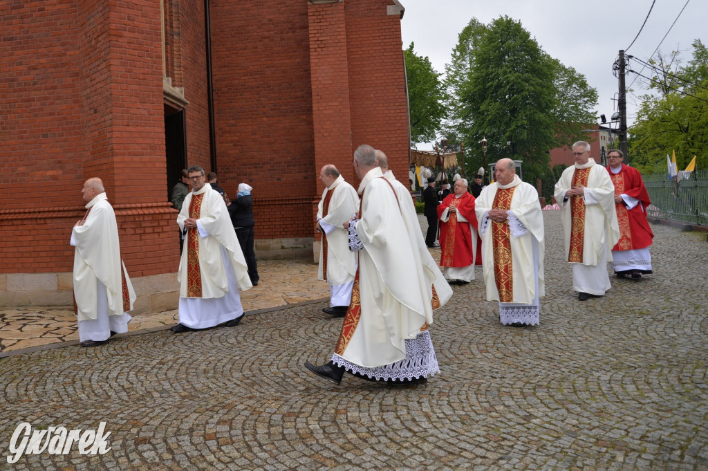 Śnieg z deszczem i odpust w Radzionkowie [FOTO]