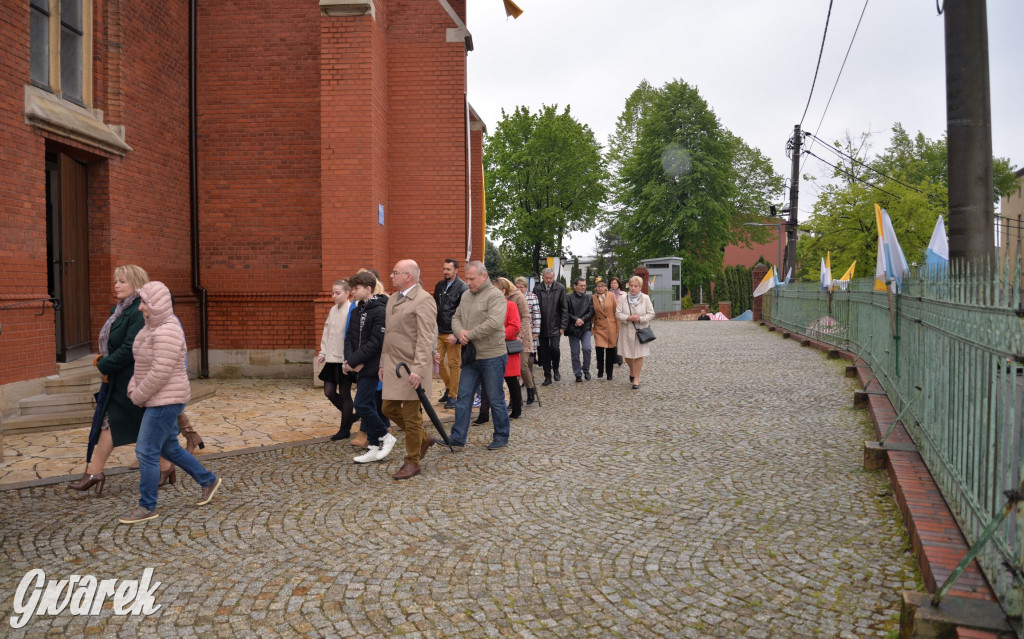 Śnieg z deszczem i odpust w Radzionkowie [FOTO]