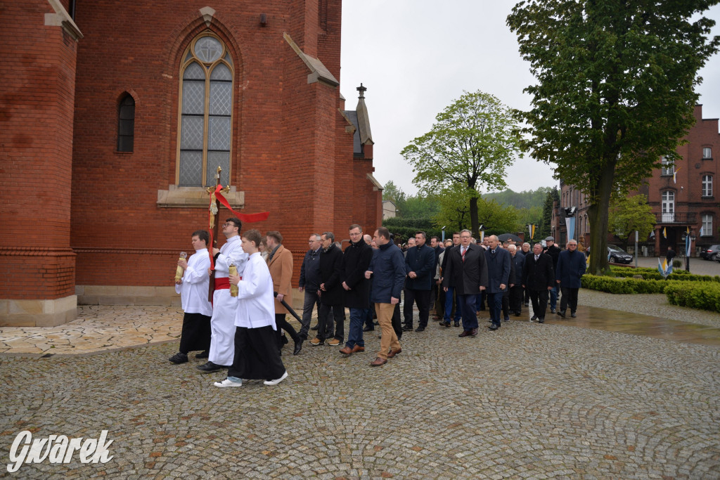 Śnieg z deszczem i odpust w Radzionkowie [FOTO]