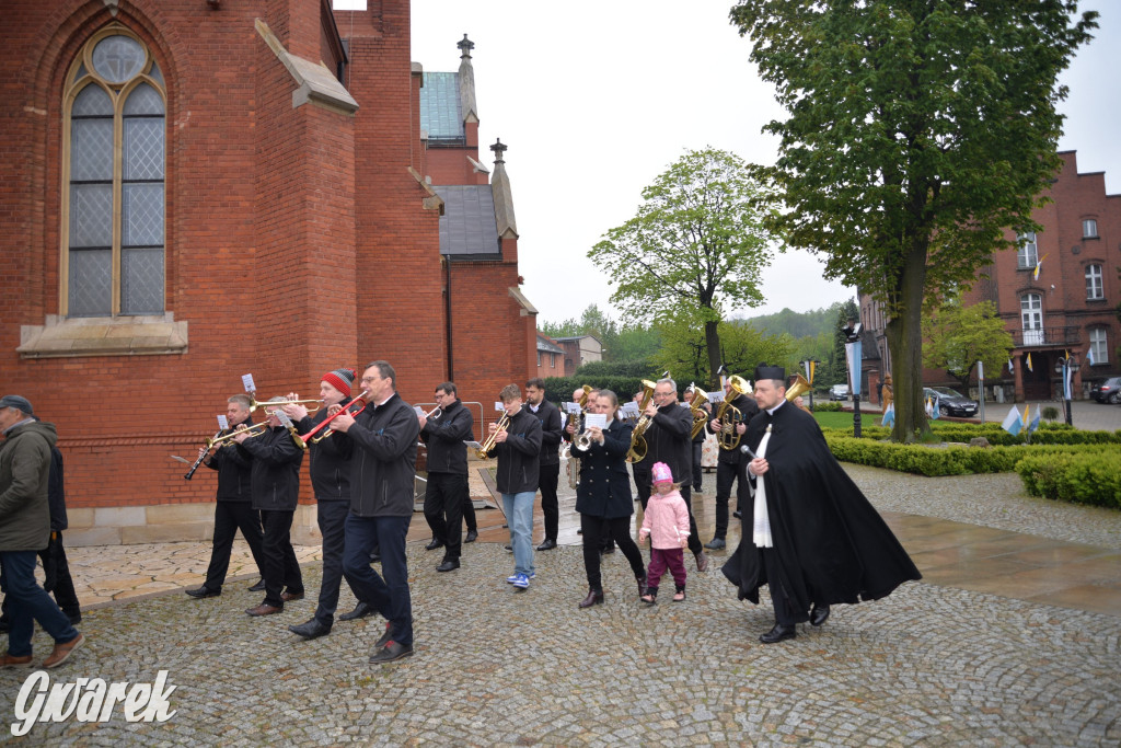 Śnieg z deszczem i odpust w Radzionkowie [FOTO]