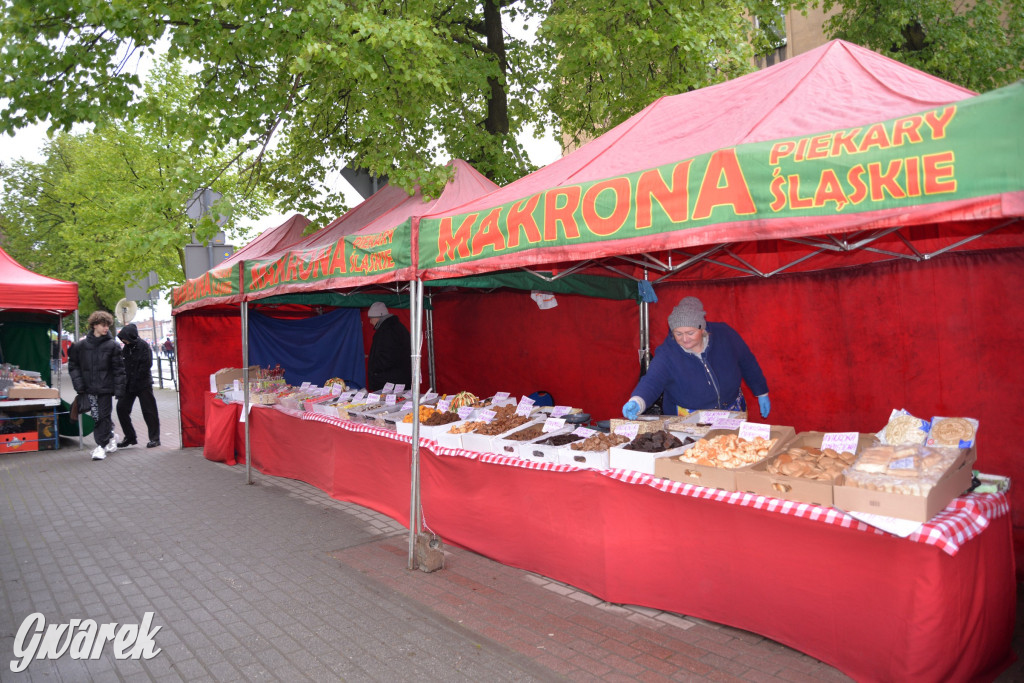 Śnieg z deszczem i odpust w Radzionkowie [FOTO]