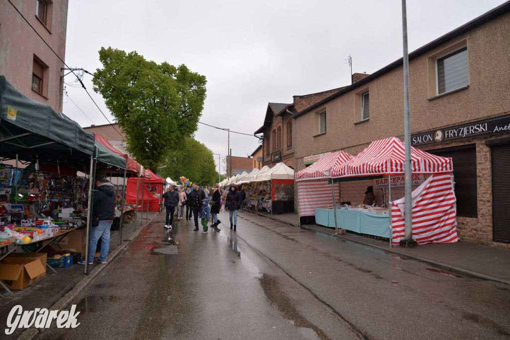 Śnieg z deszczem i odpust w Radzionkowie [FOTO]