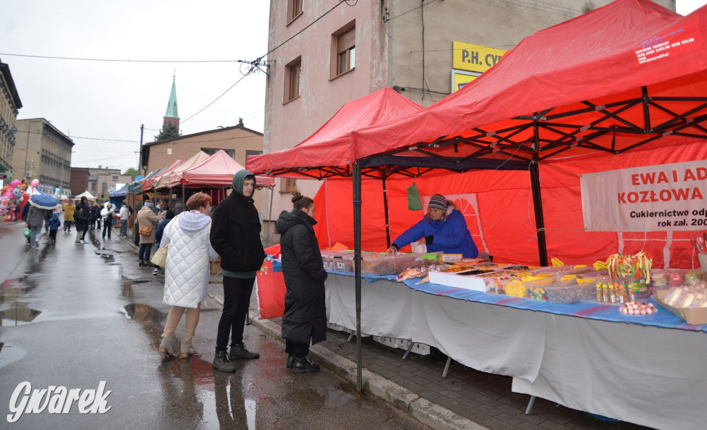 Śnieg z deszczem i odpust w Radzionkowie [FOTO]